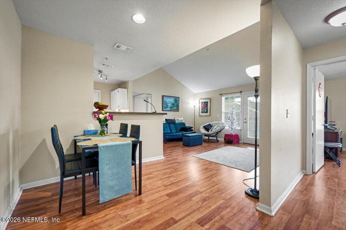 7701 TIMBERLIN PARK Boulevard 1338, Jacksonville — photo 3