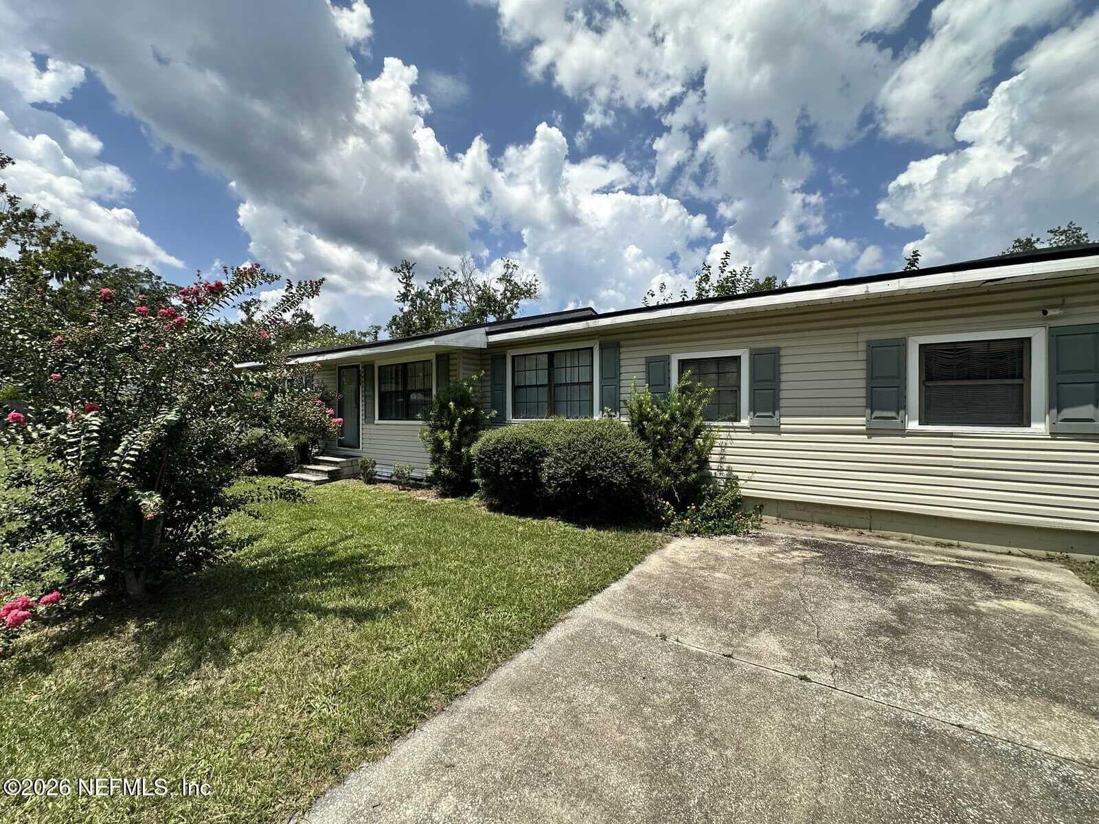 7959 STUART Avenue, Jacksonville, FL 32220, Jacksonville — exterior