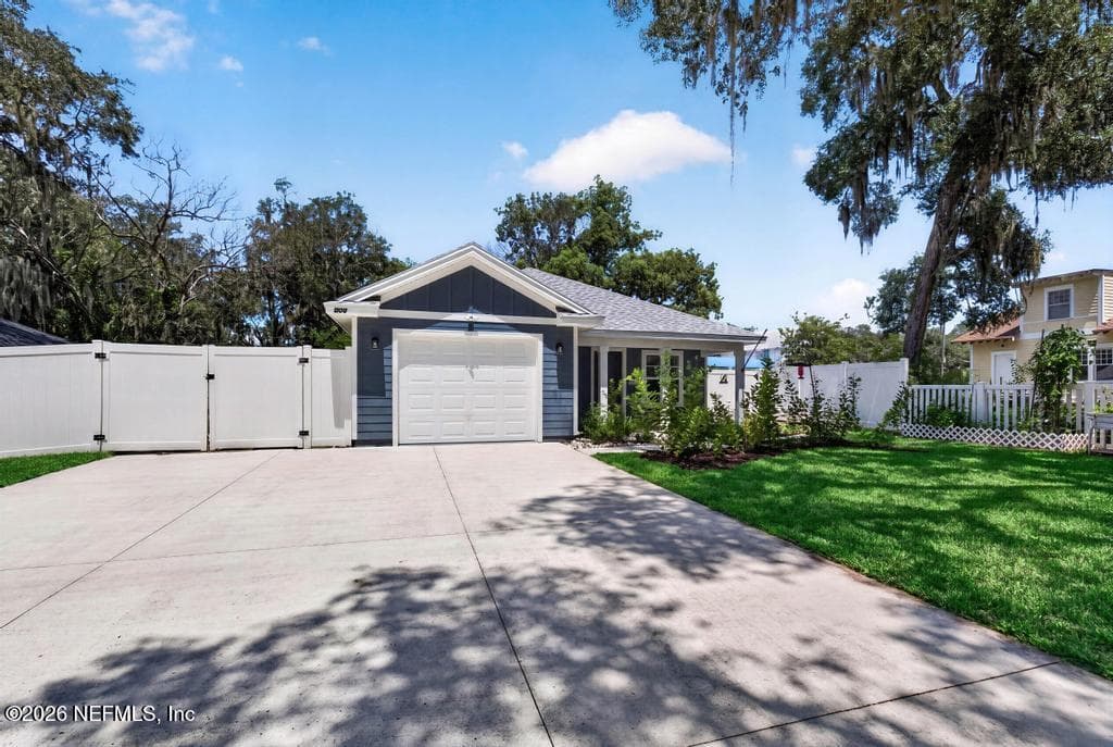 806 COVE Street, Green Cove Springs, FL 32043, Green Cove Springs — photo 3