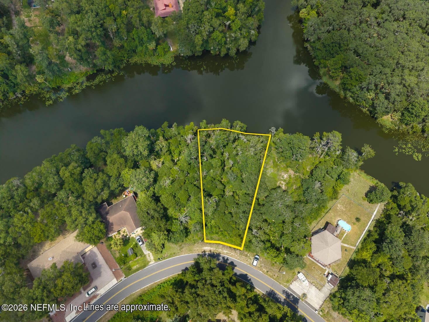 232 LAKEVIEW Drive, Satsuma, FL 32189, Satsuma — photo 2