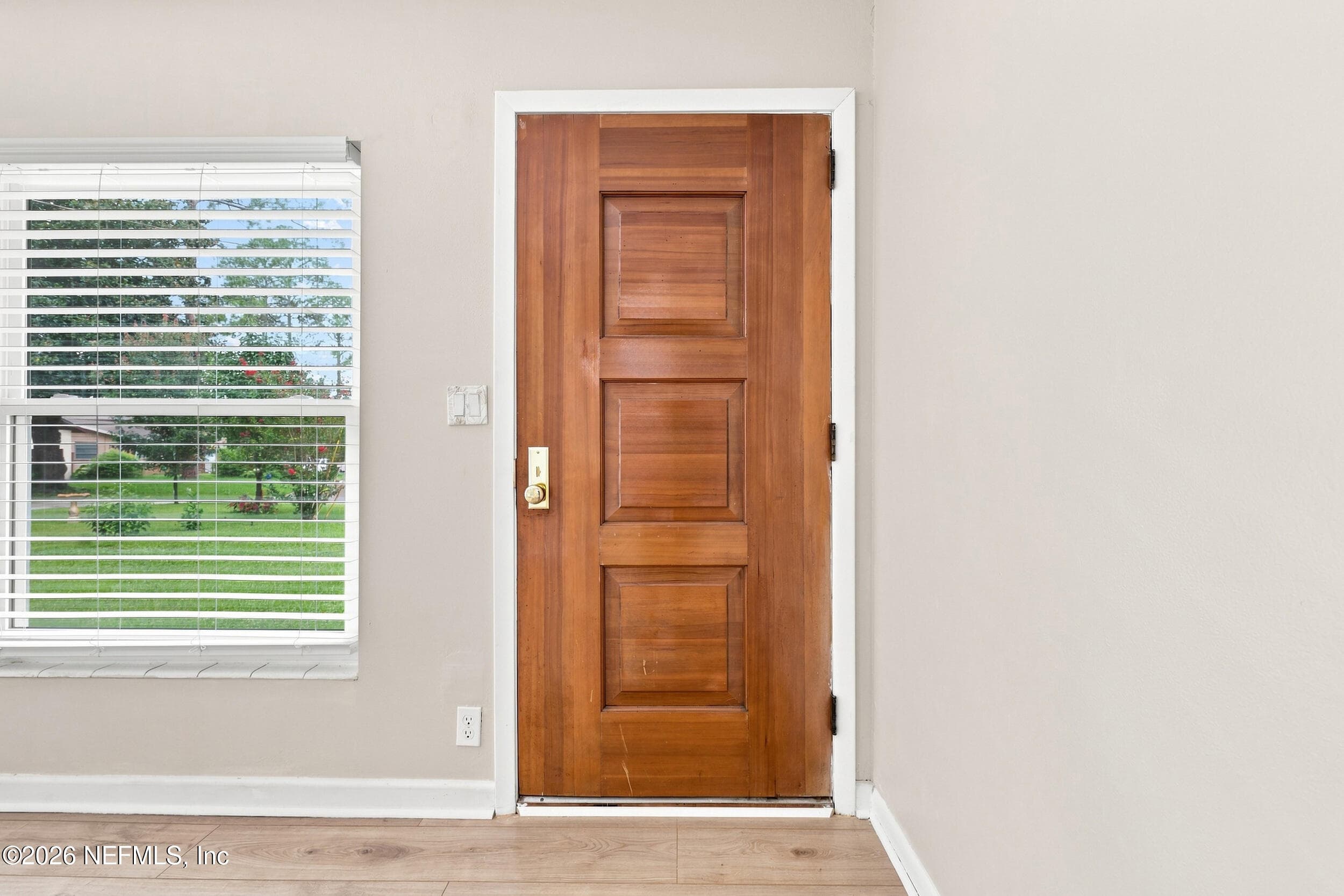5031 ROMILLY Drive E, Jacksonville — photo 2