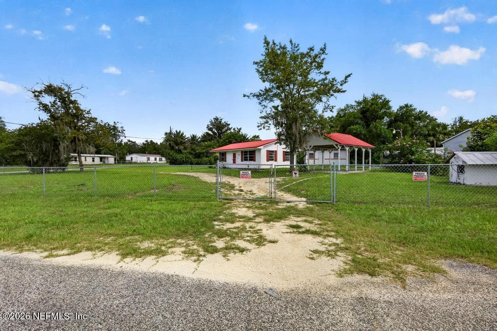 344 5TH Way, Interlachen — photo 3