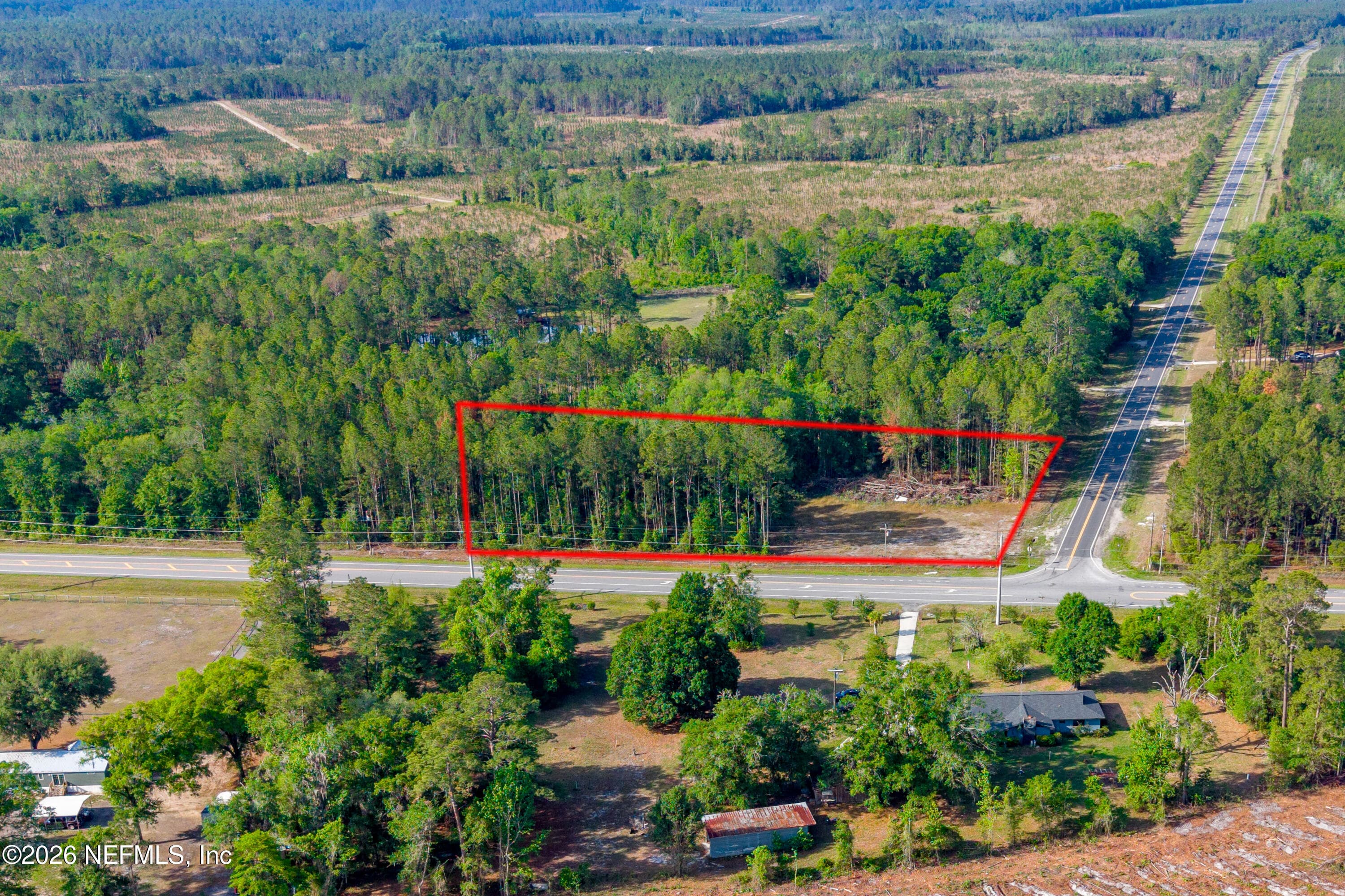 00 SW COUNTY ROAD 235, Brooker — exterior