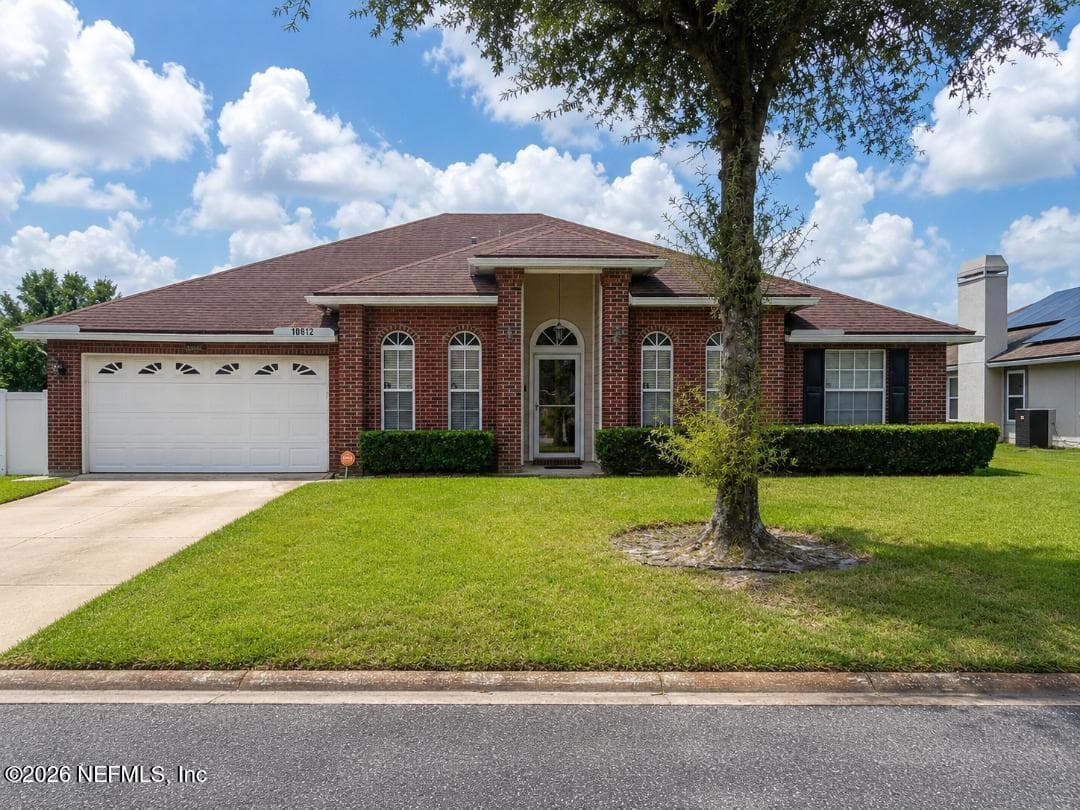 10812 JESSICA ASH Drive, Jacksonville — exterior