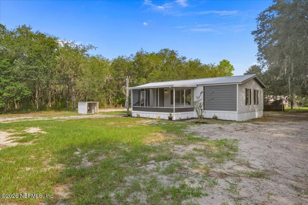 220 GLISSON Street, Interlachen, FL 32148, Interlachen — photo 2