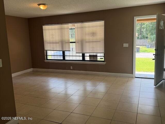 8562 DARLINGTON Drive, Jacksonville, FL 32208, Jacksonville — photo 2
