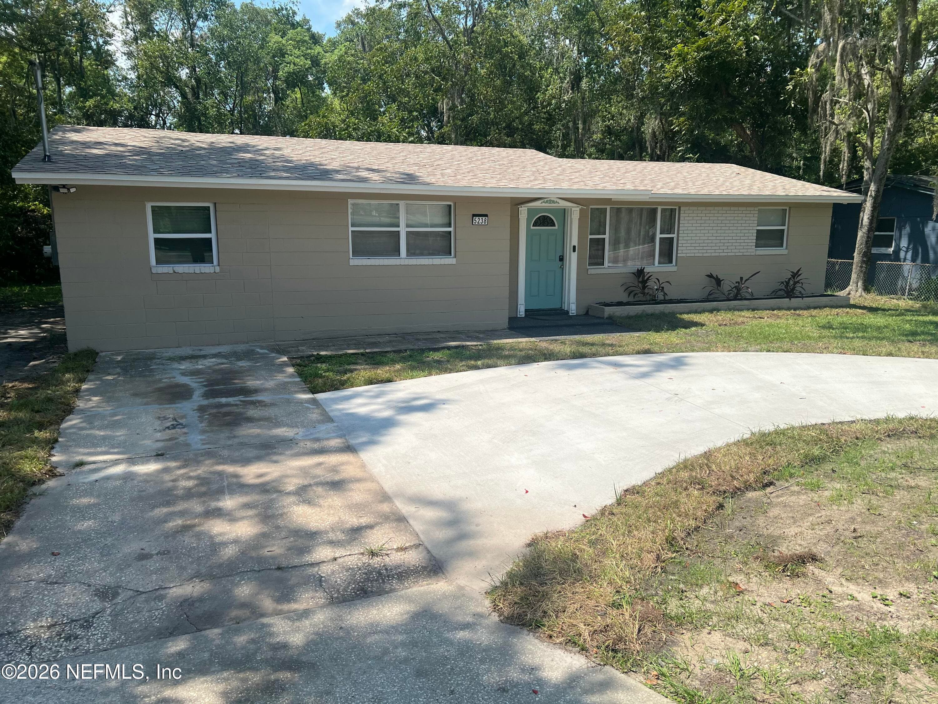 5238 MONCRIEF Road W, Jacksonville, FL 32209, Jacksonville — exterior