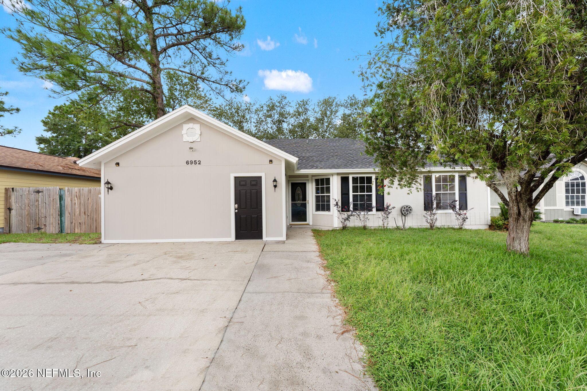 6952 HUNTINGTON WOODS Circle E, Jacksonville, FL 32244, Jacksonville — exterior