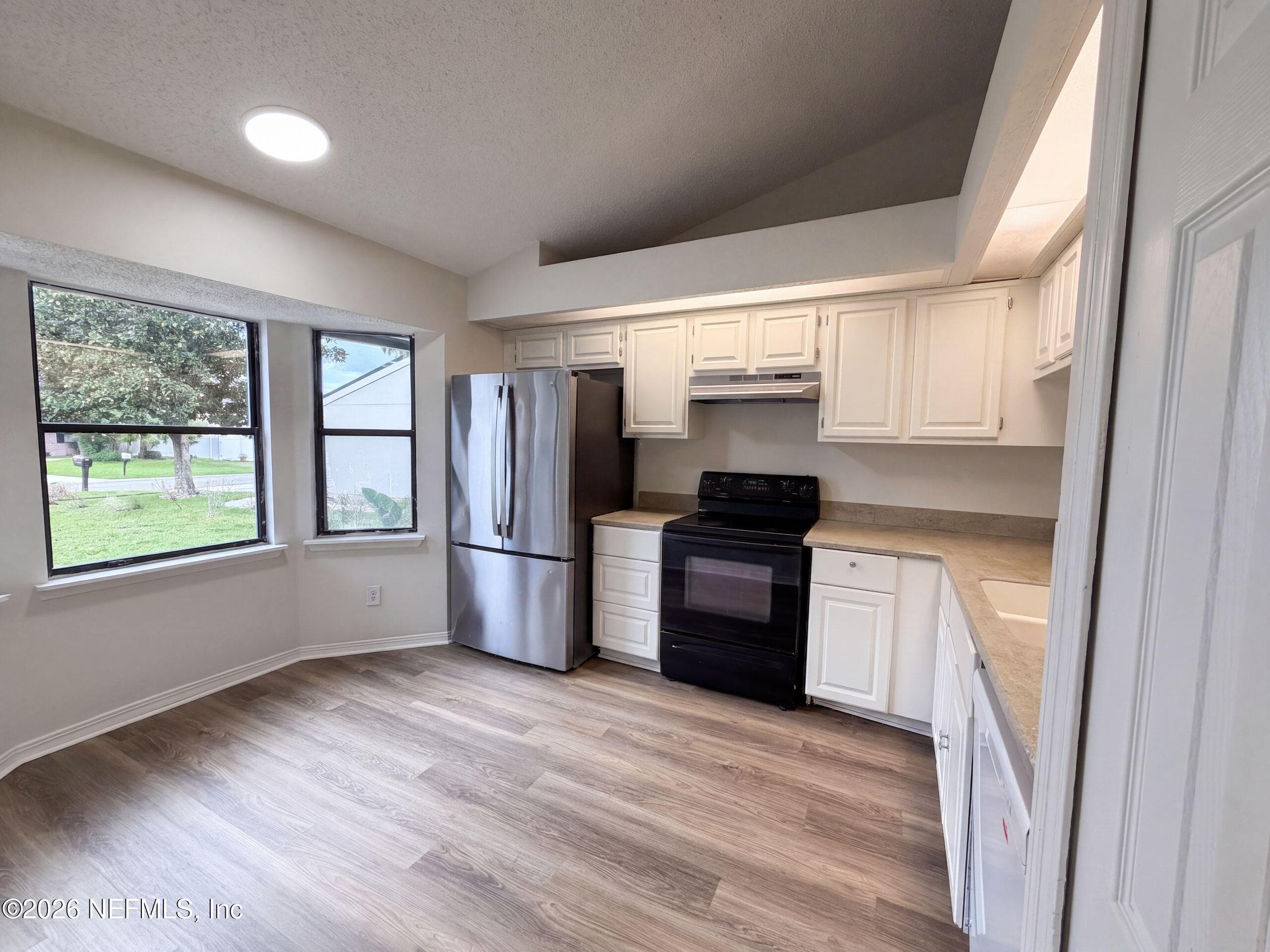 8048 KILWINNING Lane, Jacksonville, FL 32244, Jacksonville — photo 2