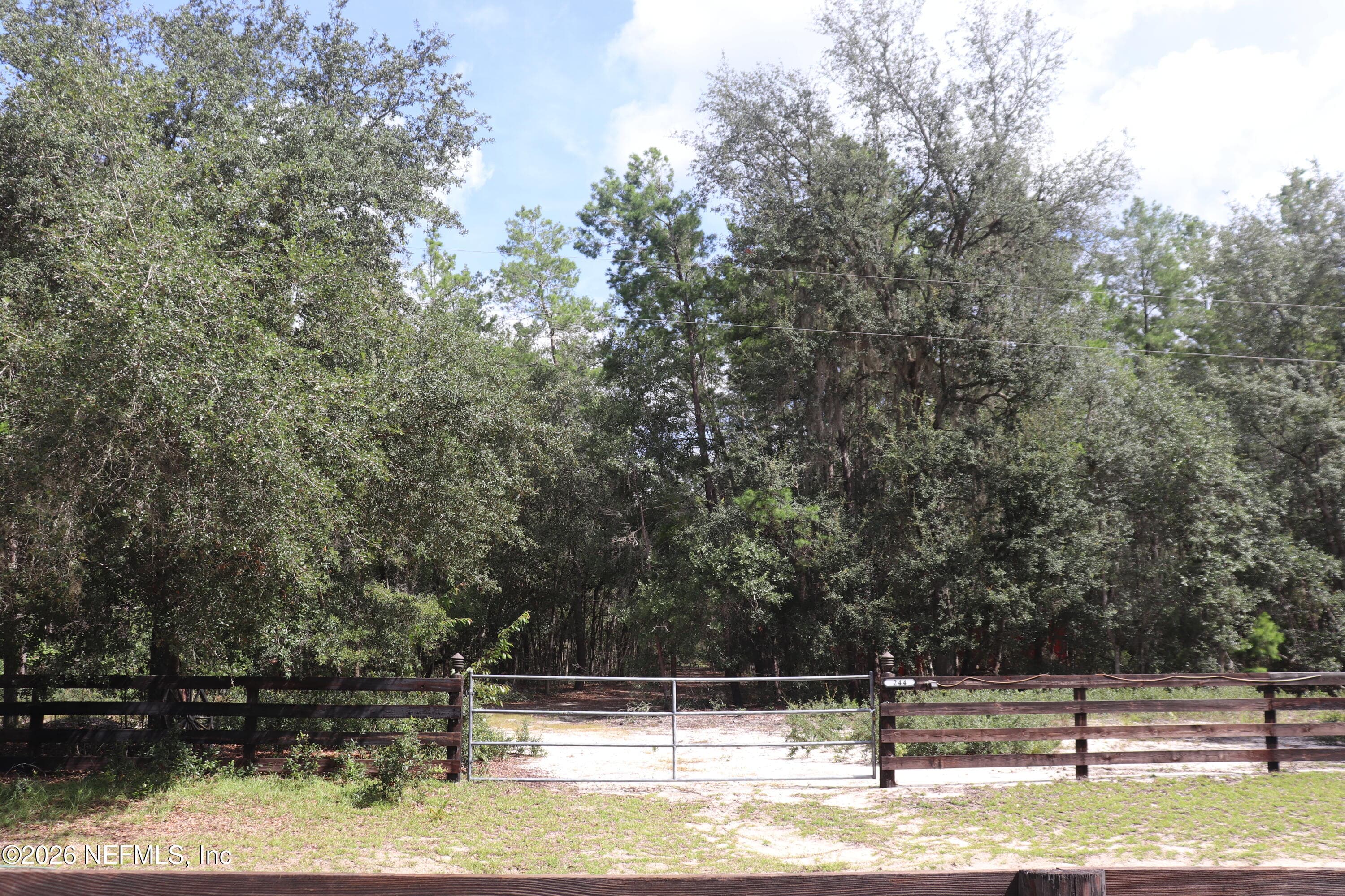 244 SIMPSON Drive, Interlachen, FL 32148, Interlachen — exterior