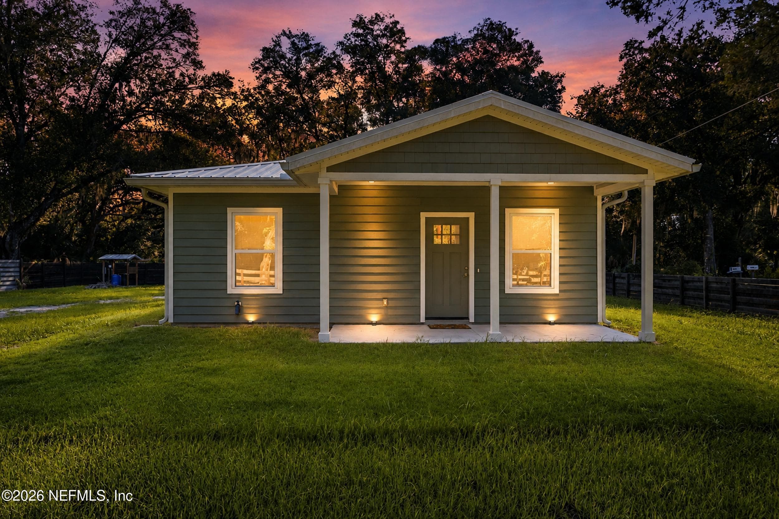 3325 S PALM Avenue, Palatka, FL 32177, Palatka — exterior