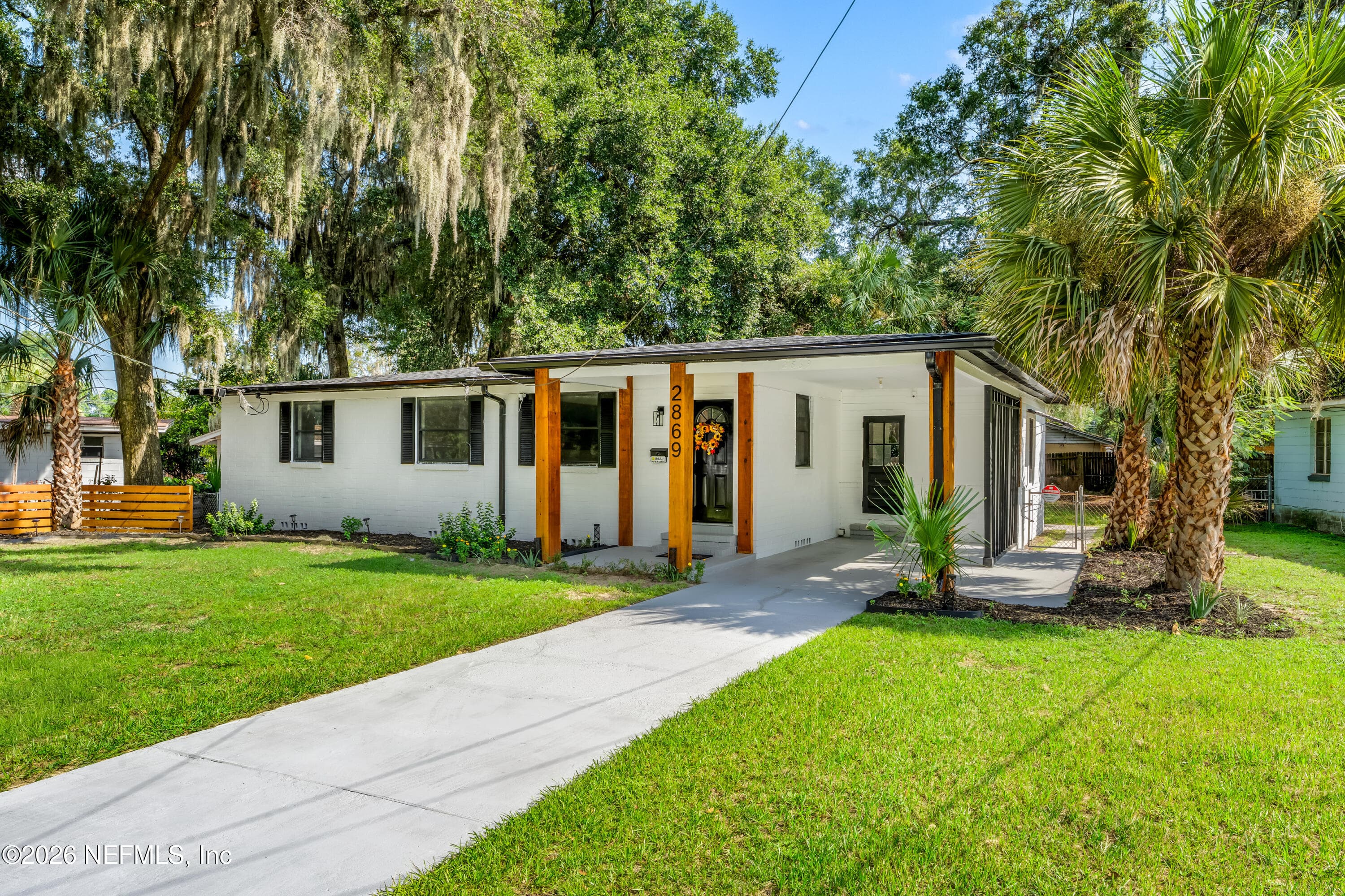 2869 YELLOW PINE Drive, Jacksonville — photo 2