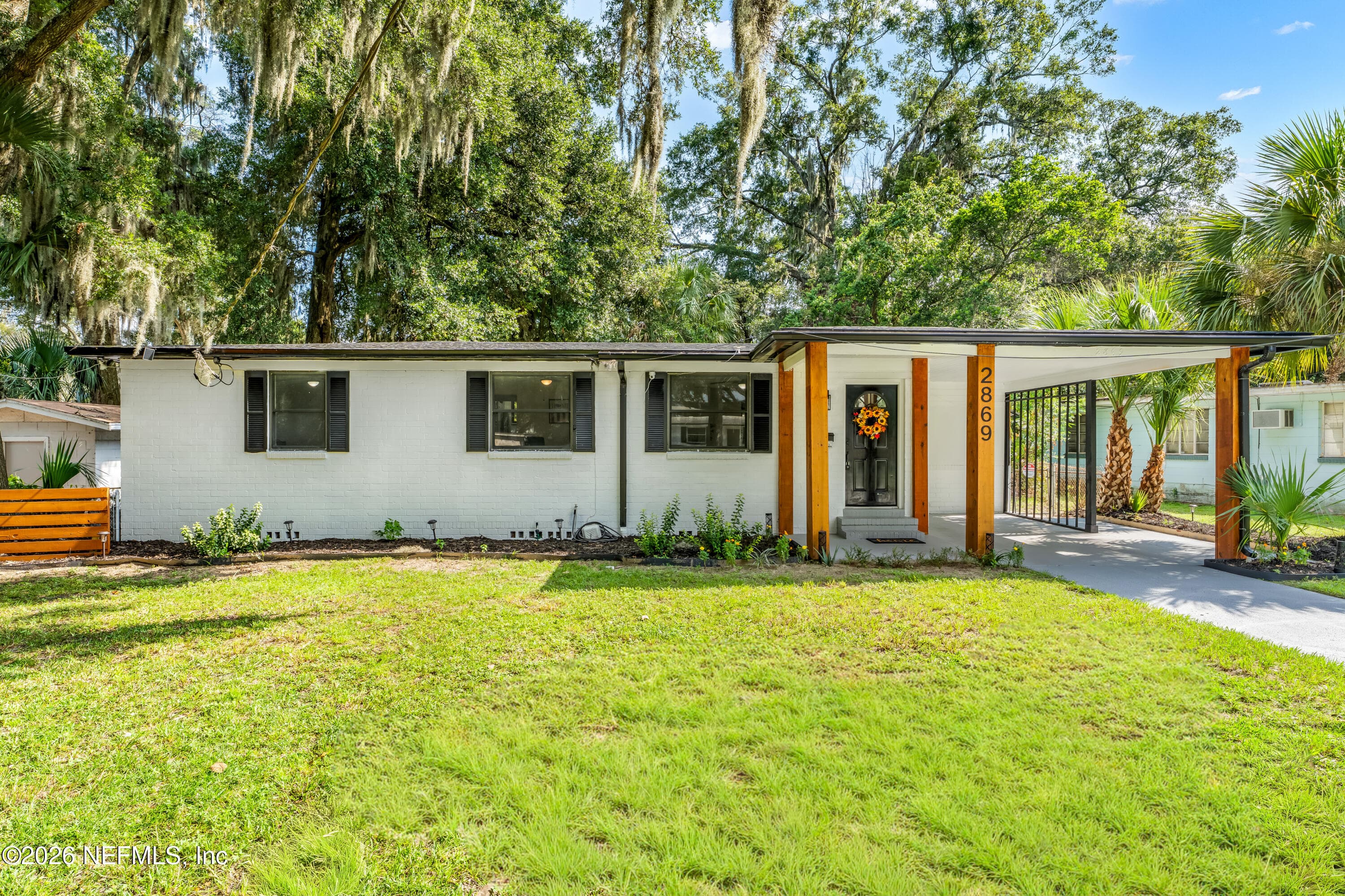 2869 YELLOW PINE Drive, Jacksonville — exterior