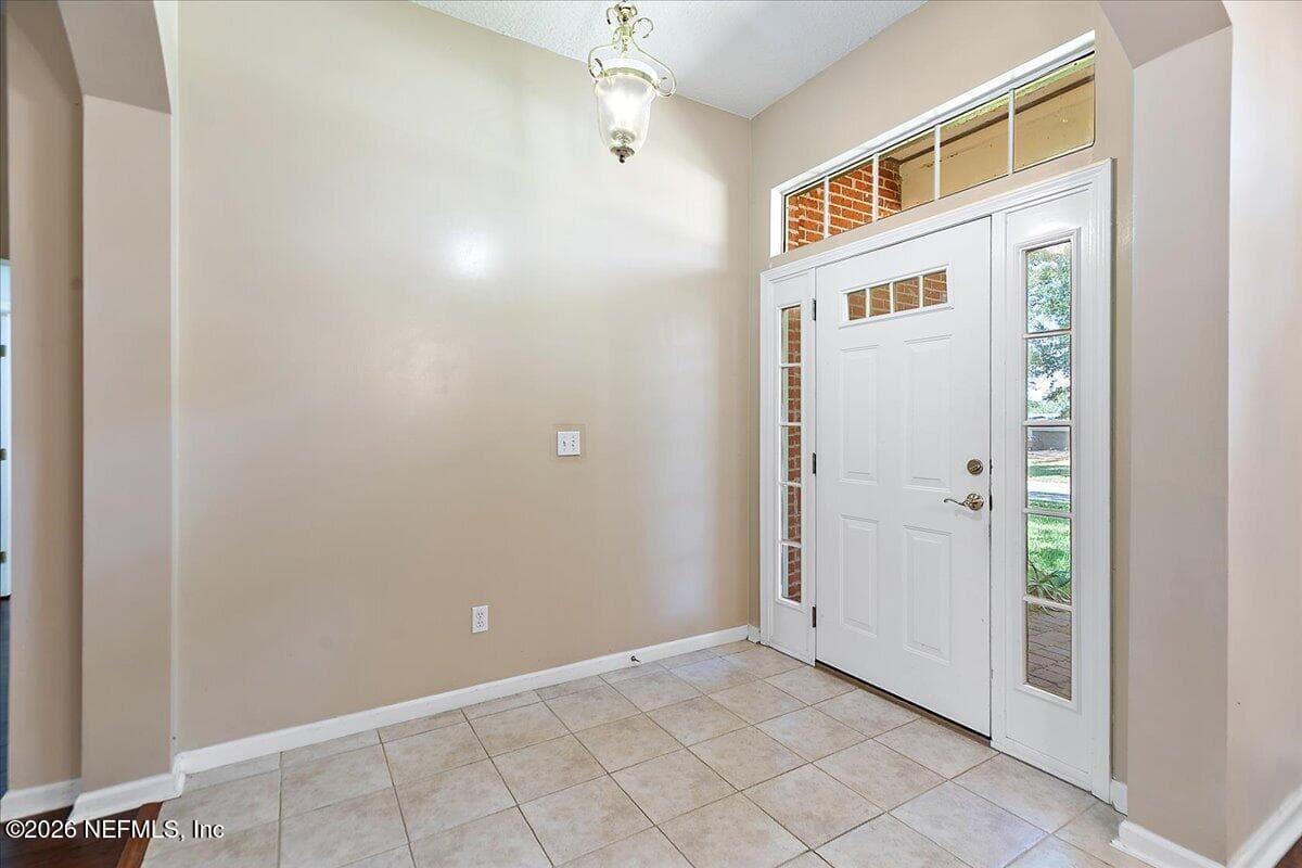 3042 DONATO Drive N, Jacksonville — photo 3