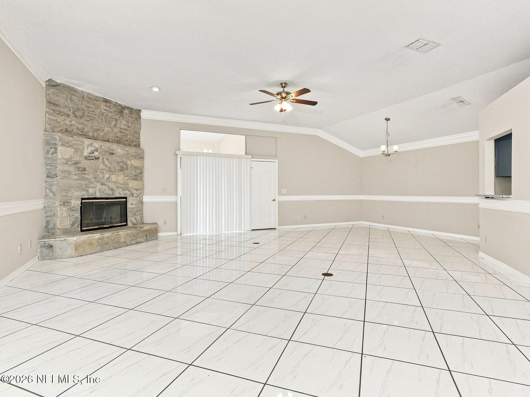 8167 LOCH LOMOND Lane, Jacksonville, FL 32244, Jacksonville — photo 2