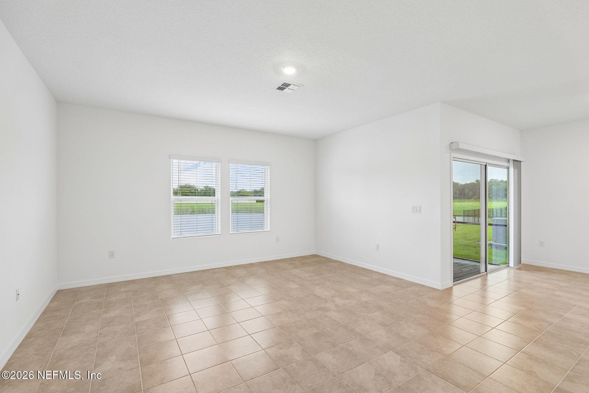 8142 ARCHIBALD Terrace, Jacksonville — photo 3