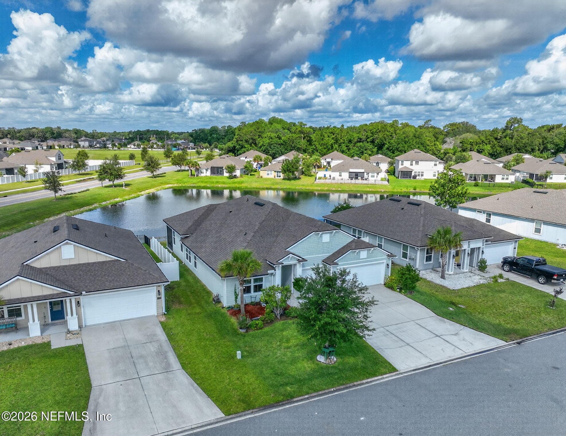 11614 LAKE CHUB Drive, Jacksonville — exterior