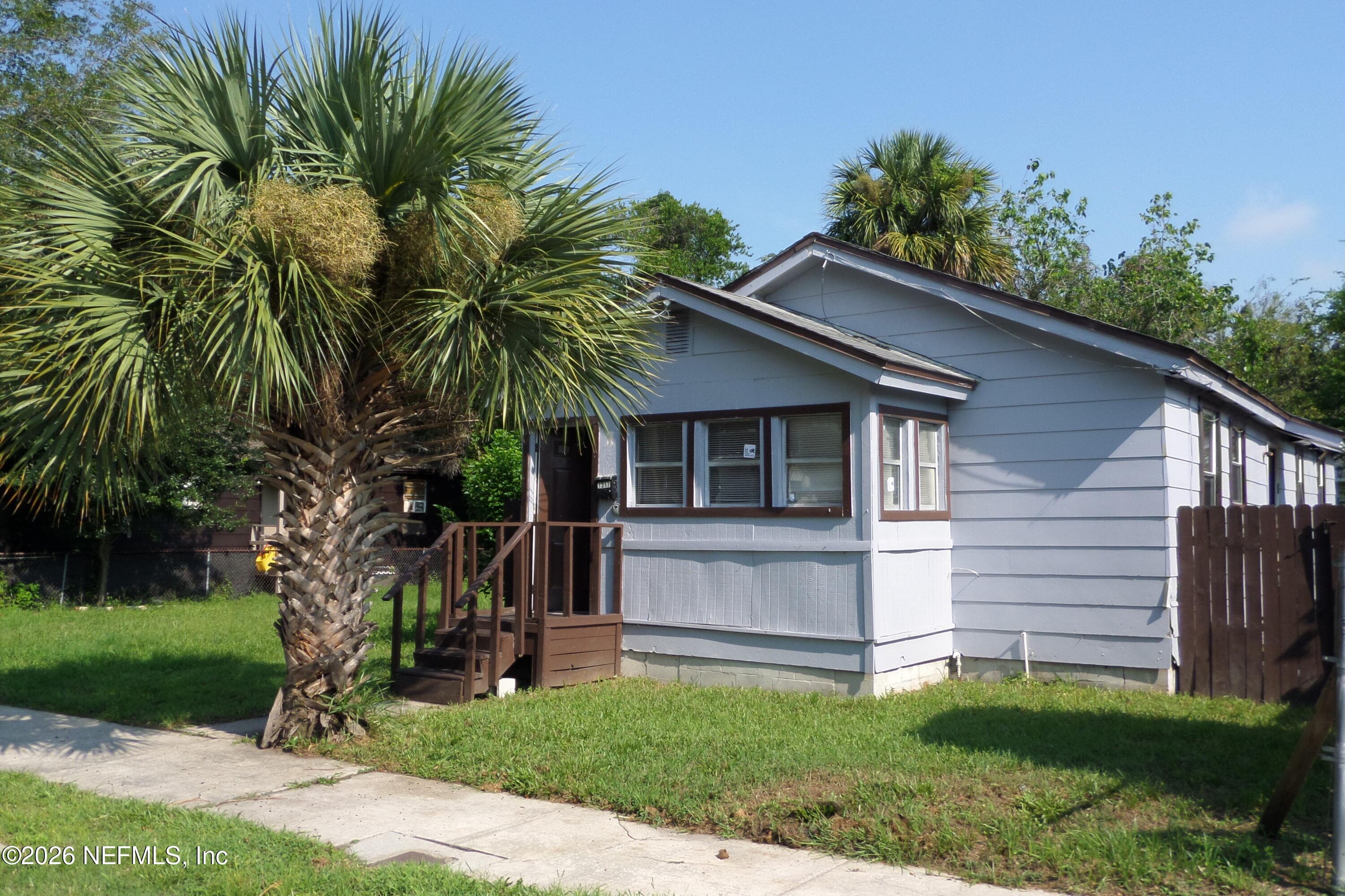1317 E 3RD Street, Jacksonville — exterior