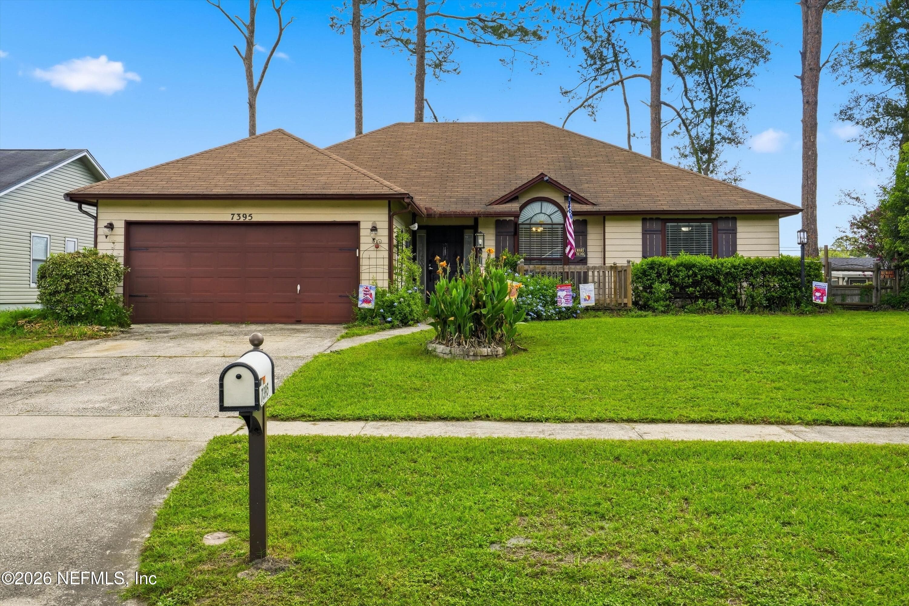 7395 PETRELL Drive, Jacksonville — exterior