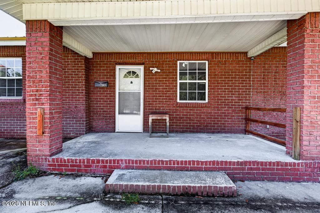 615 WALBURG Street, Green Cove Springs — photo 2