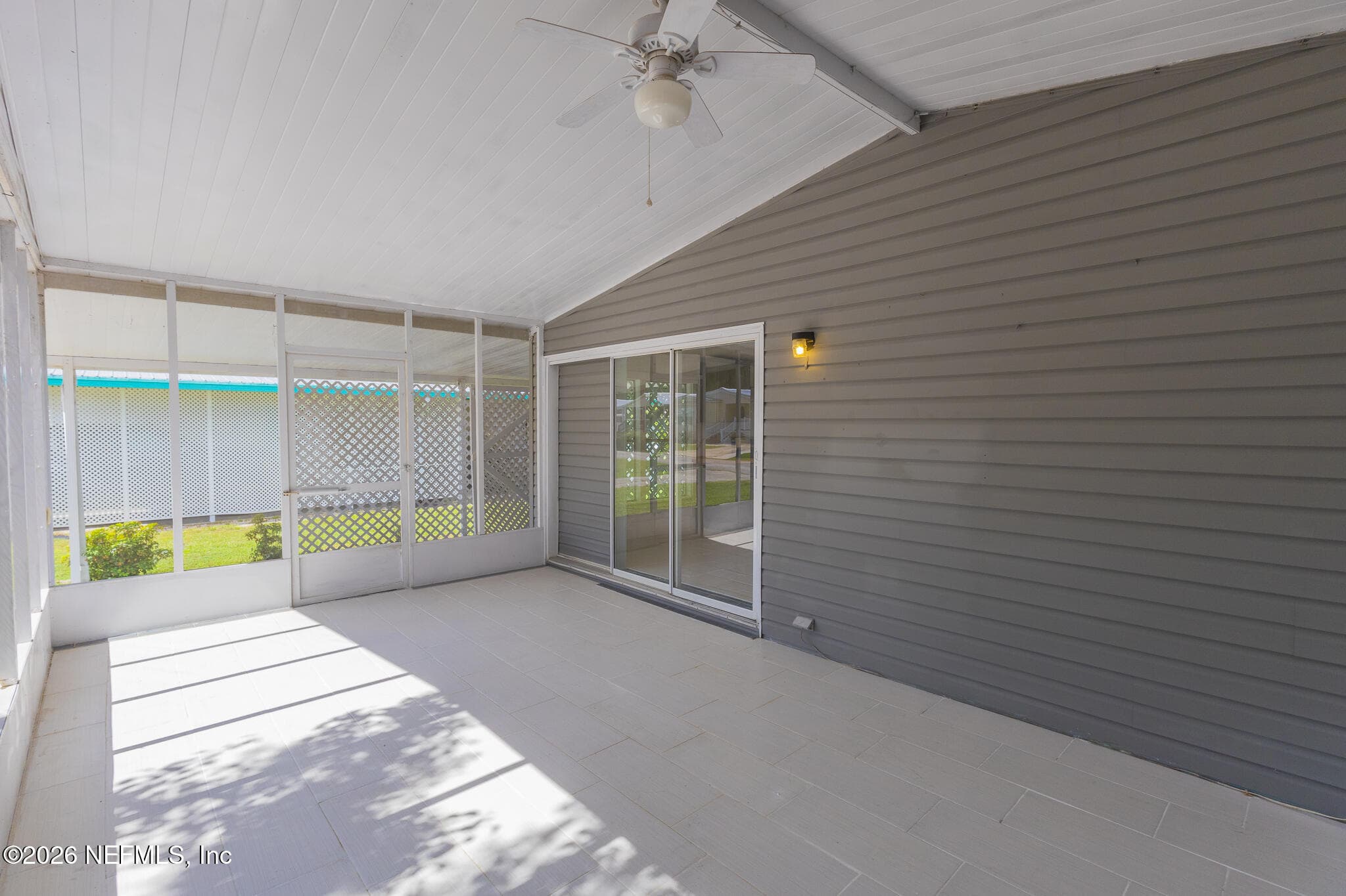 140 PINE LAKE Drive, Satsuma — photo 3