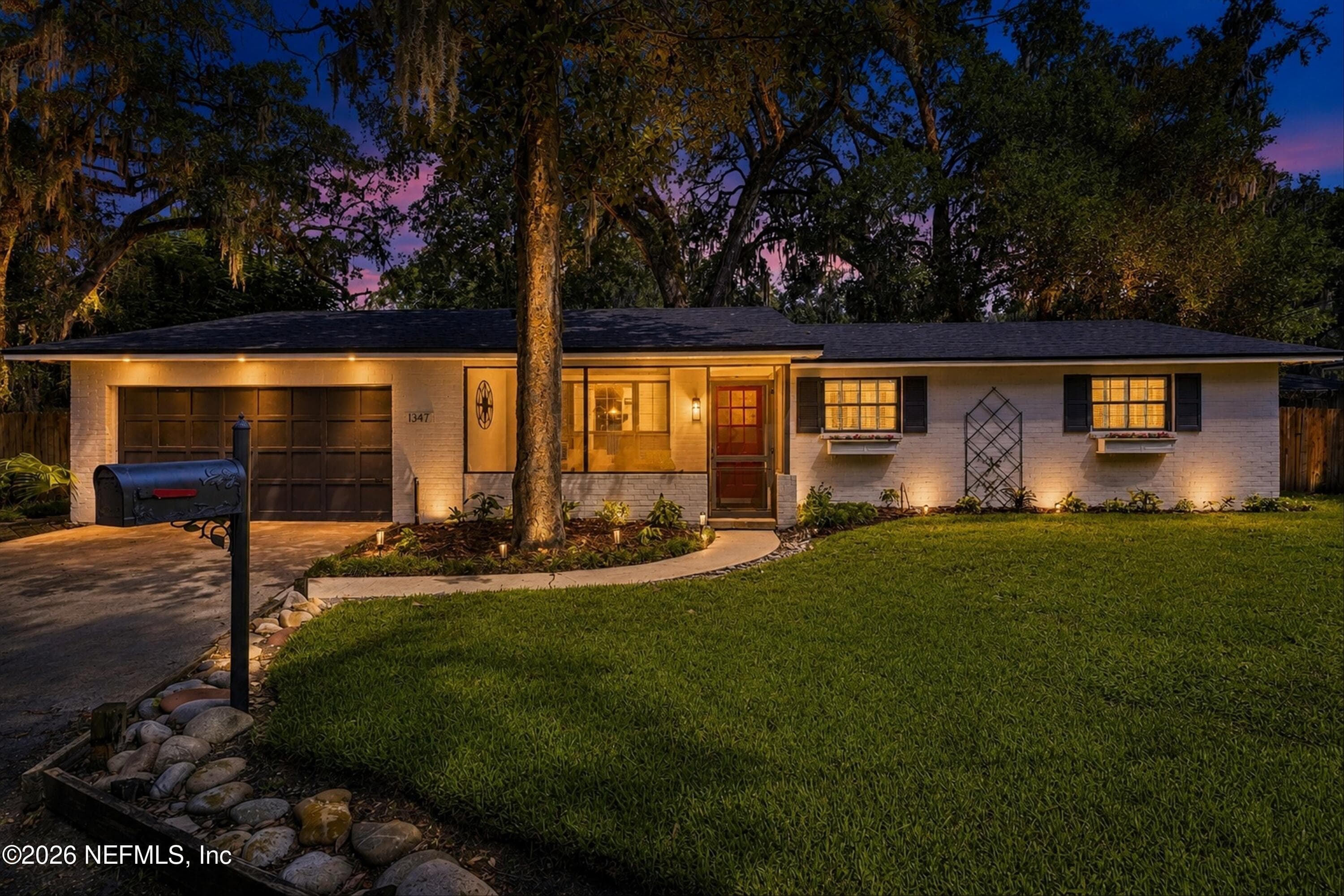 1347 REDBUD Lane, Jacksonville — photo 2