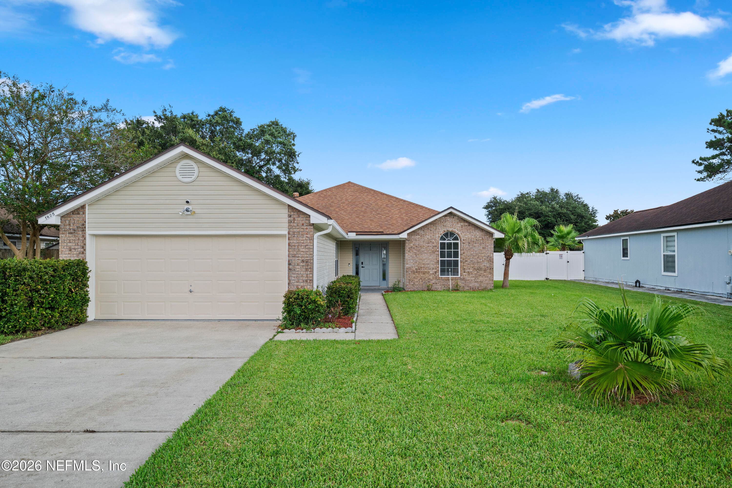 1825 WILLESDON Drive W, Jacksonville — exterior