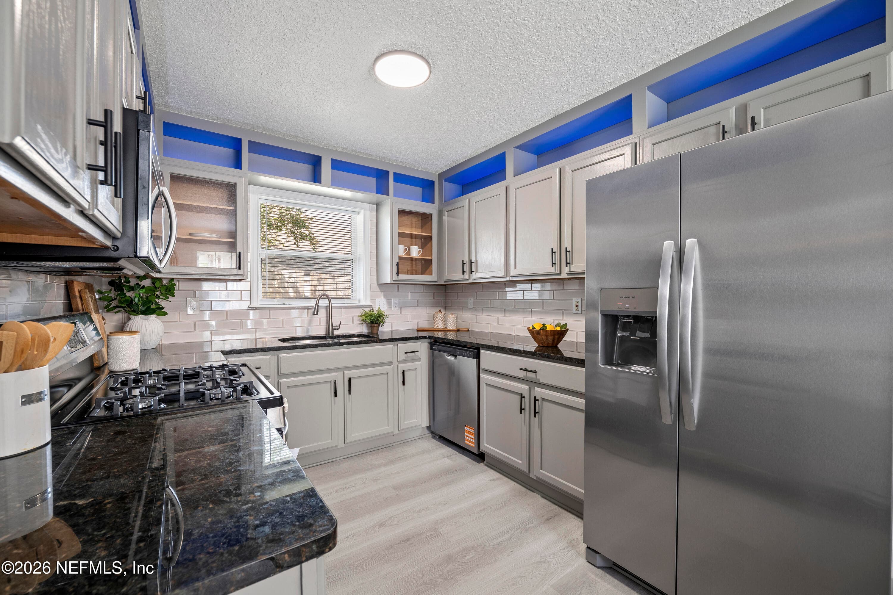 1825 WILLESDON Drive W, Jacksonville — photo 3