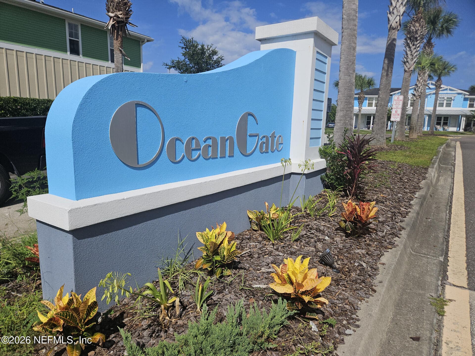 193 OCEANGATE Drive, Atlantic Beach — photo 2