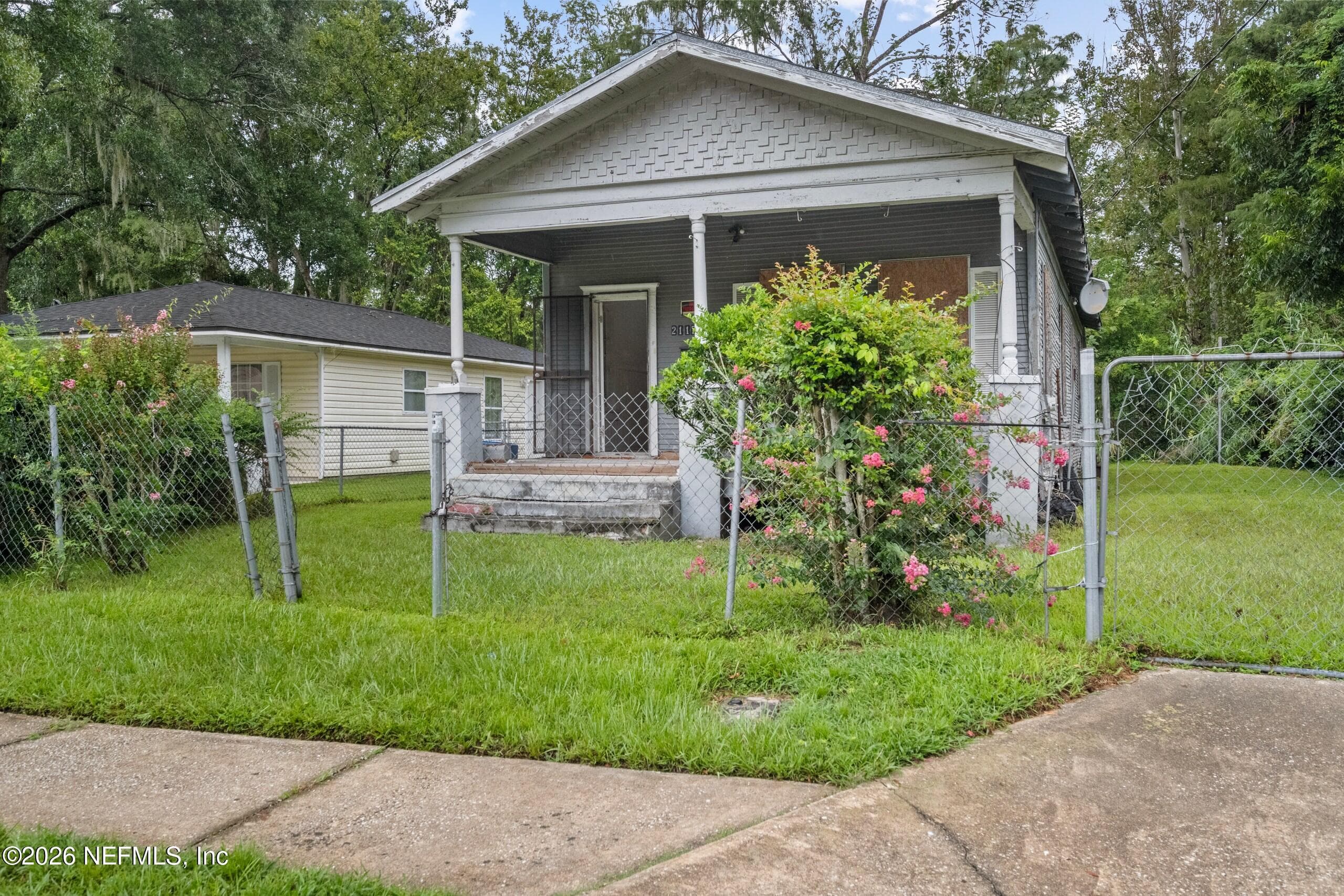 2117 TUSKEGEE Road, Jacksonville — exterior