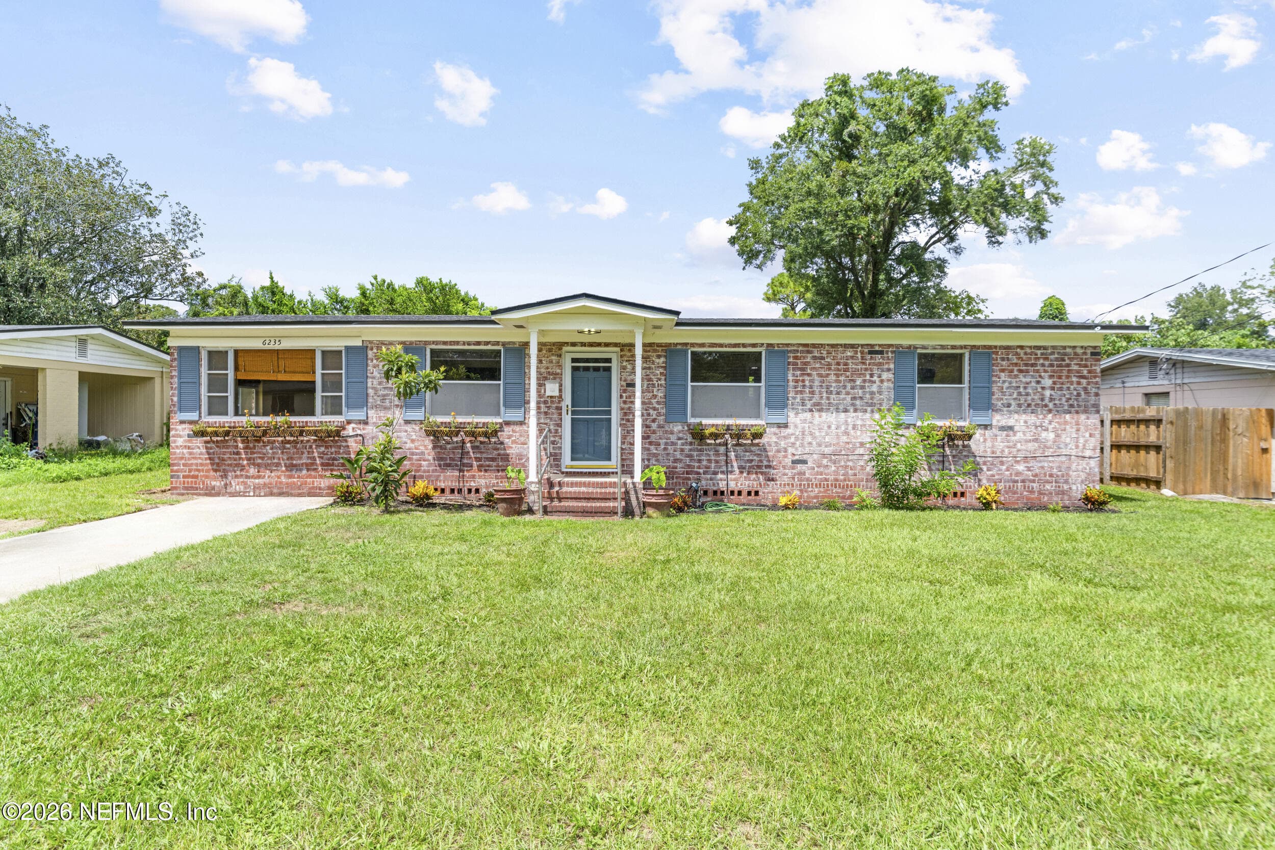 6235 PINE SUMMIT Drive, Jacksonville — exterior