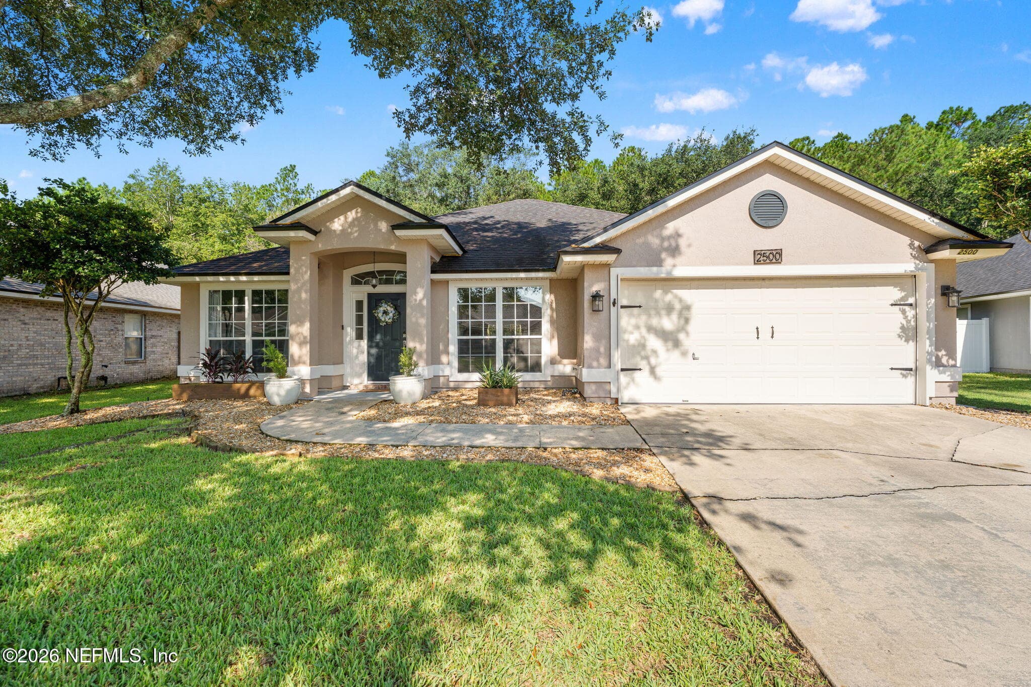 2500 CEDAR TRACE Drive W, Jacksonville — exterior