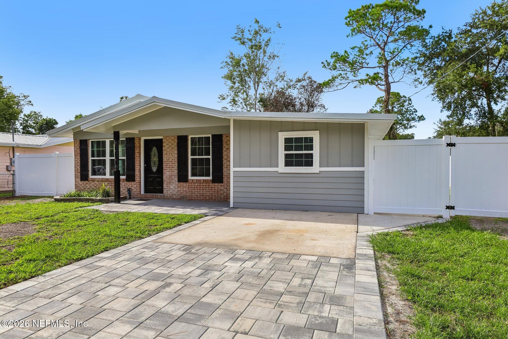 1102 WALNUT Street, Green Cove Springs — photo 2