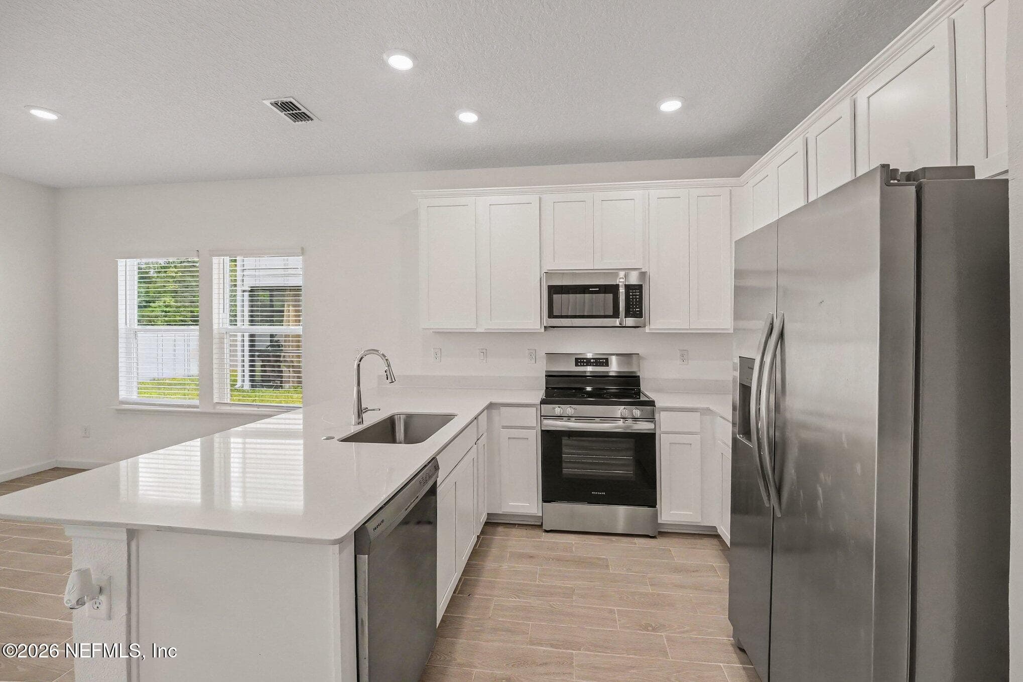 2197 WINDWARD CAY Lane, Middleburg — photo 2