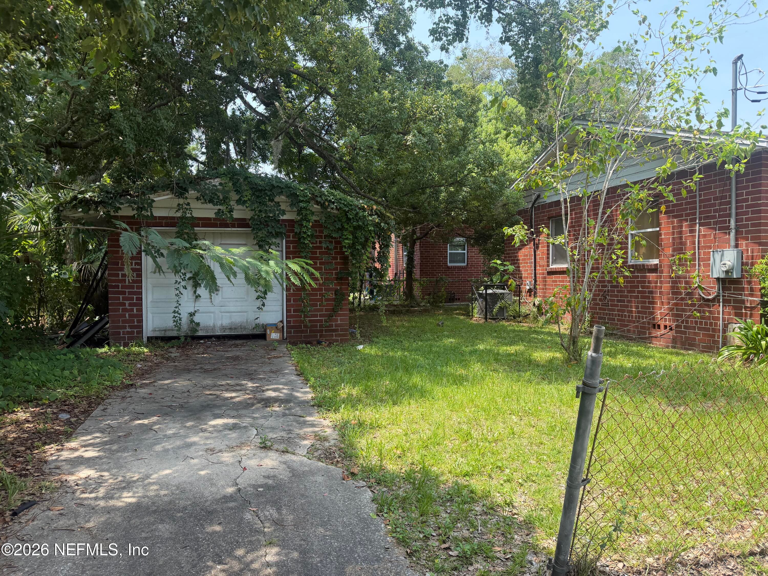 4225 SPRINGFIELD Boulevard, Jacksonville — exterior