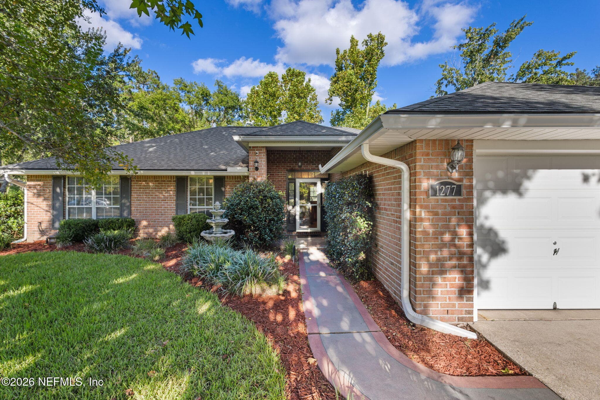 1277 MCGIRTS CREEK Drive E, Jacksonville — photo 2