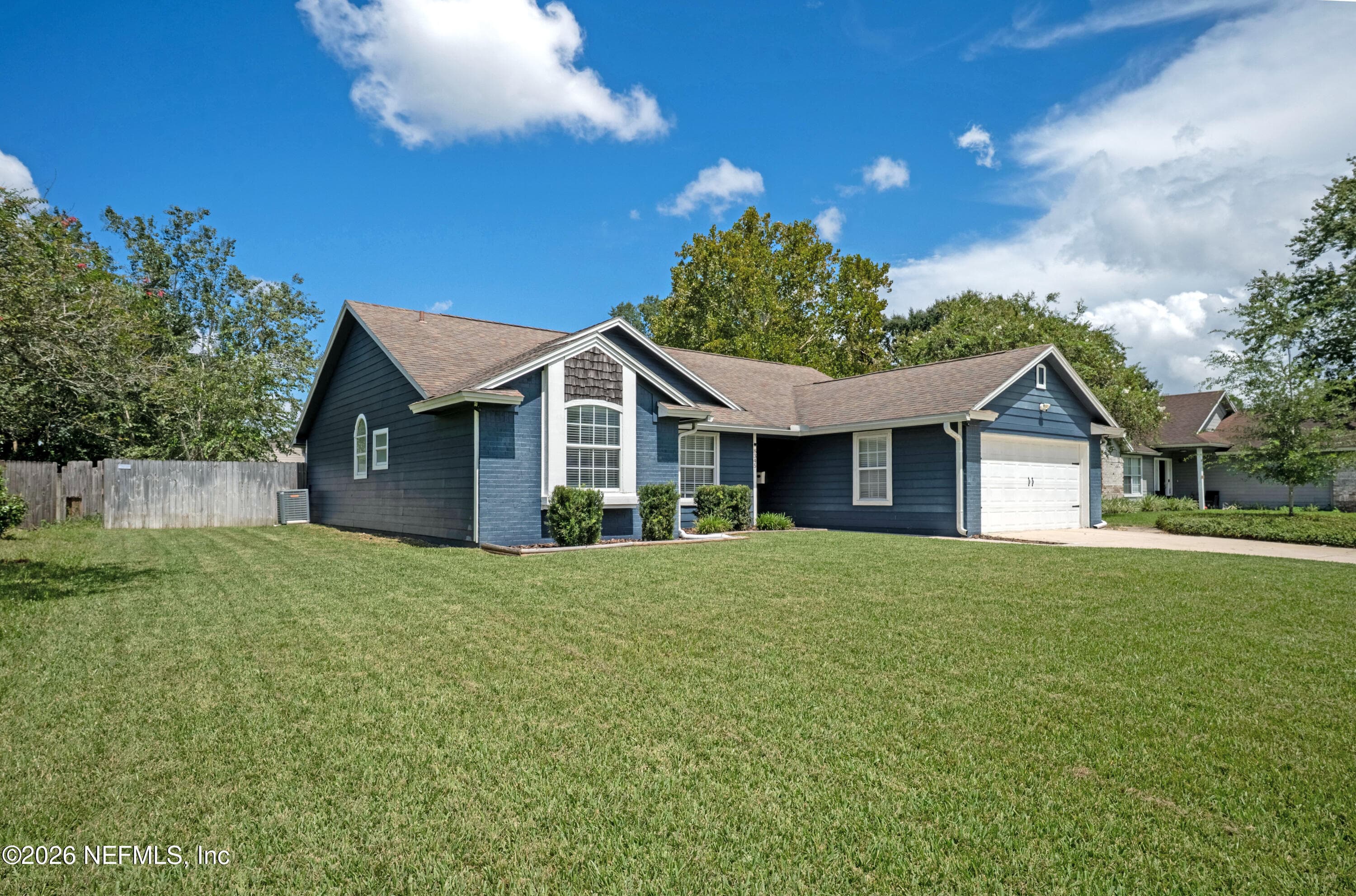 8345 ROCKRIDGE Drive, Jacksonville — photo 3