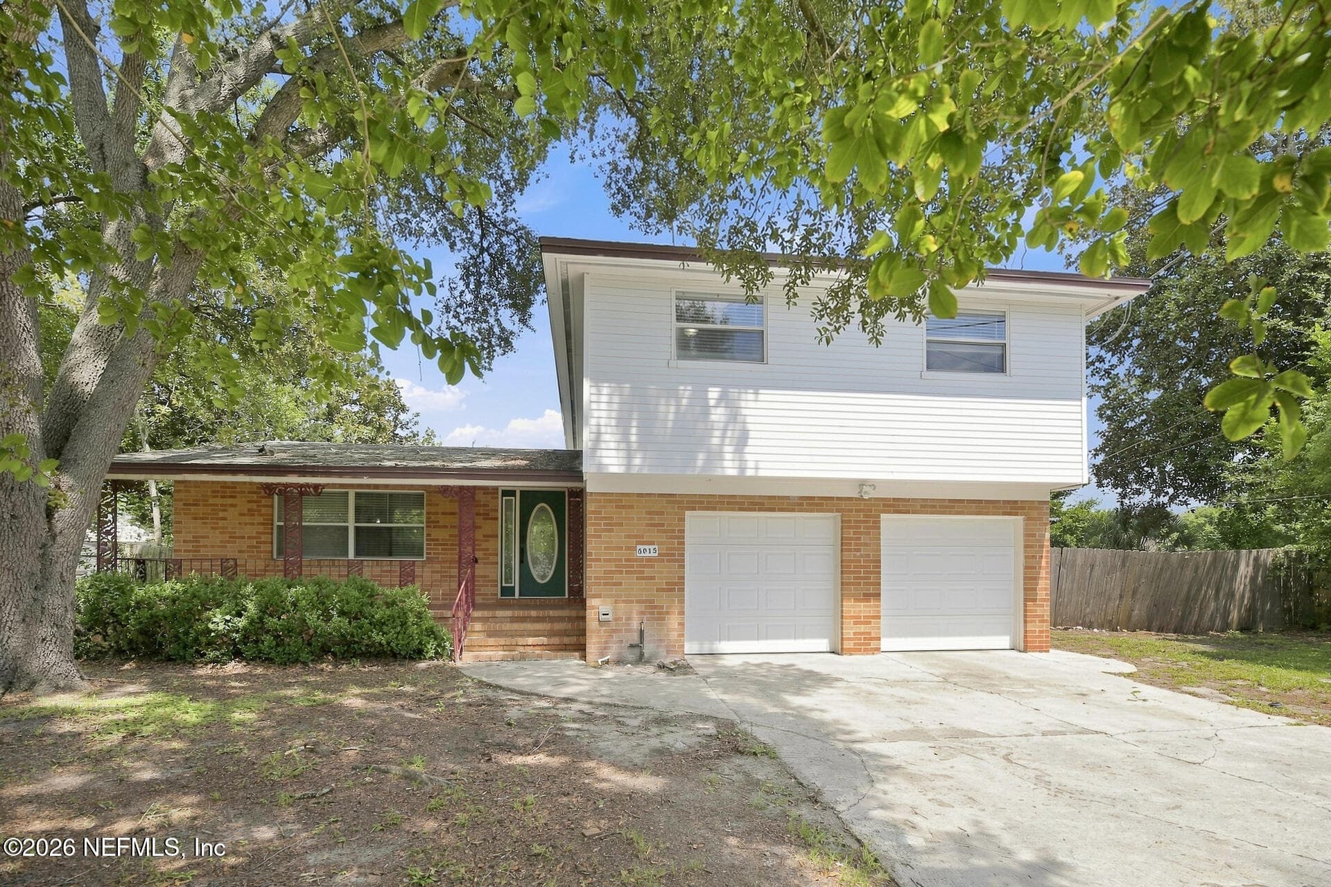 6015 CAPRICE Drive, Jacksonville — exterior