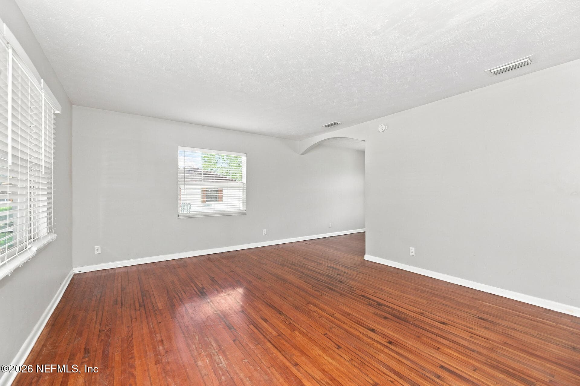 6015 CAPRICE Drive, Jacksonville — photo 3