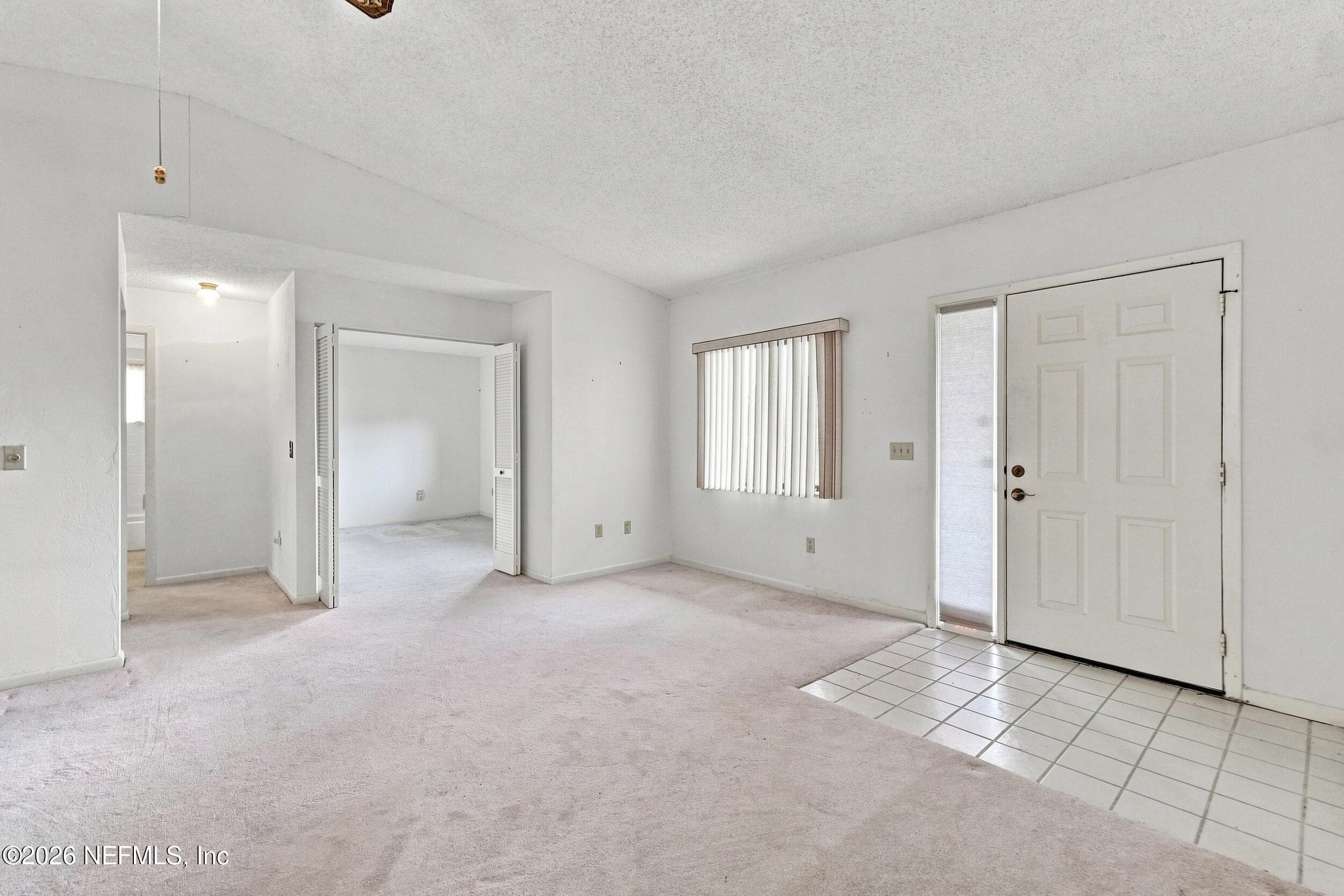 5 WHITE HALL Drive, Palm Coast — photo 2
