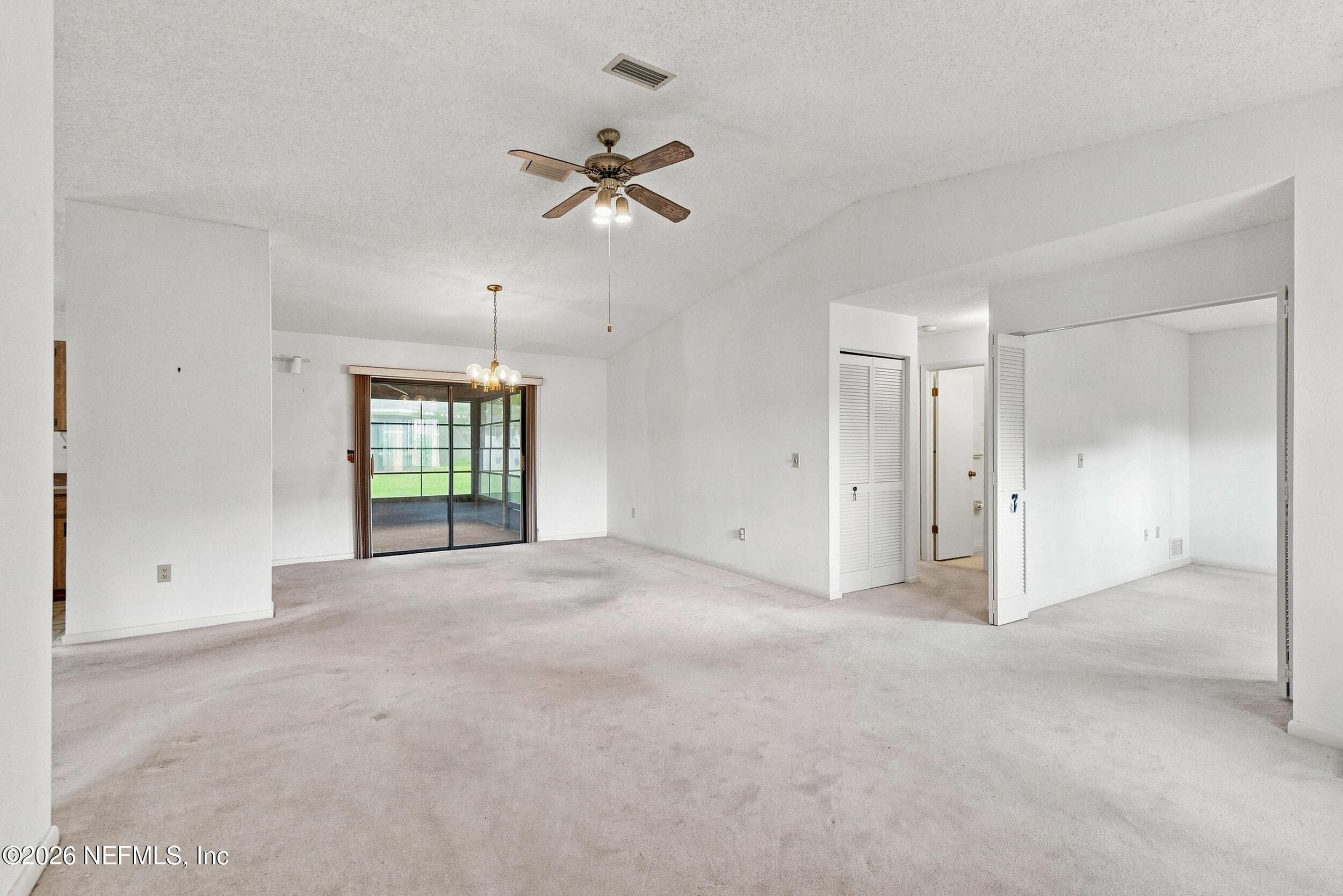 5 WHITE HALL Drive, Palm Coast — photo 3