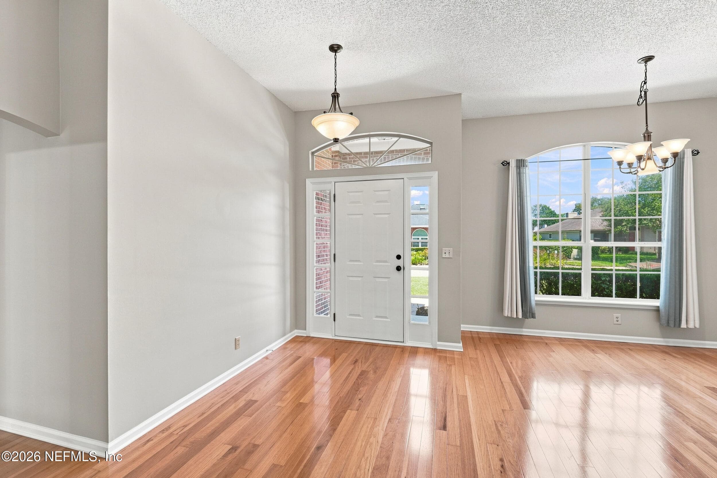 2142 FOREST GATE Drive E, Jacksonville — photo 3