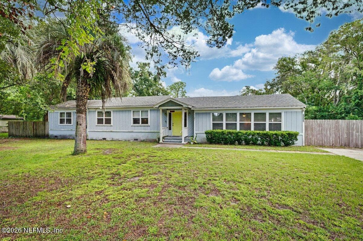 11351 W COURT Boulevard, Jacksonville — exterior