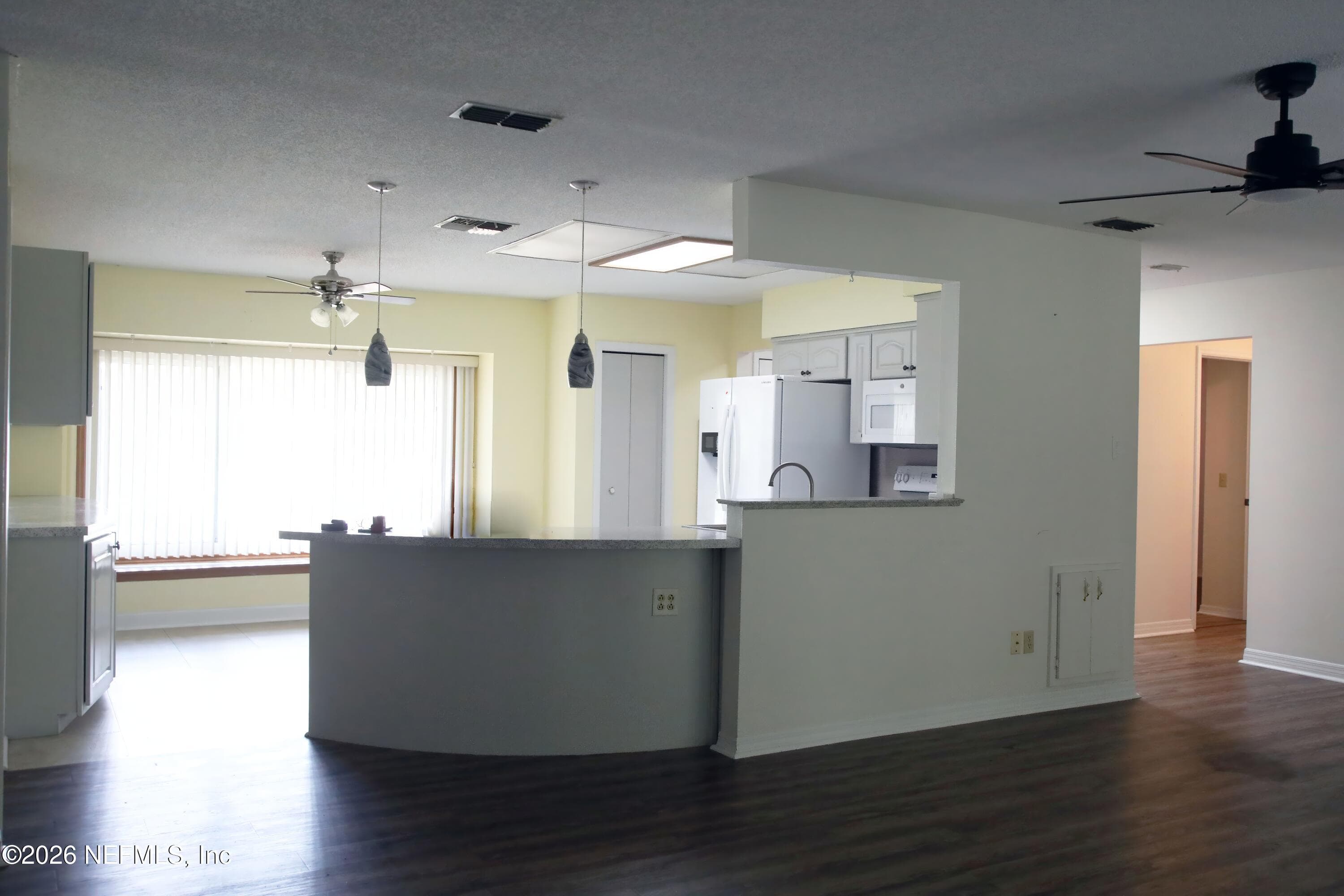 8716 E ROSEMONT Court, Inverness — photo 2