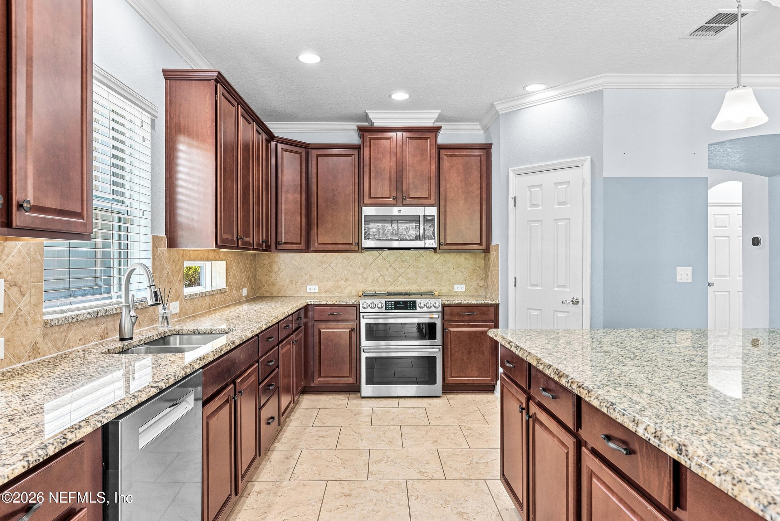 3619 CROSSVIEW Drive, Jacksonville — photo 2