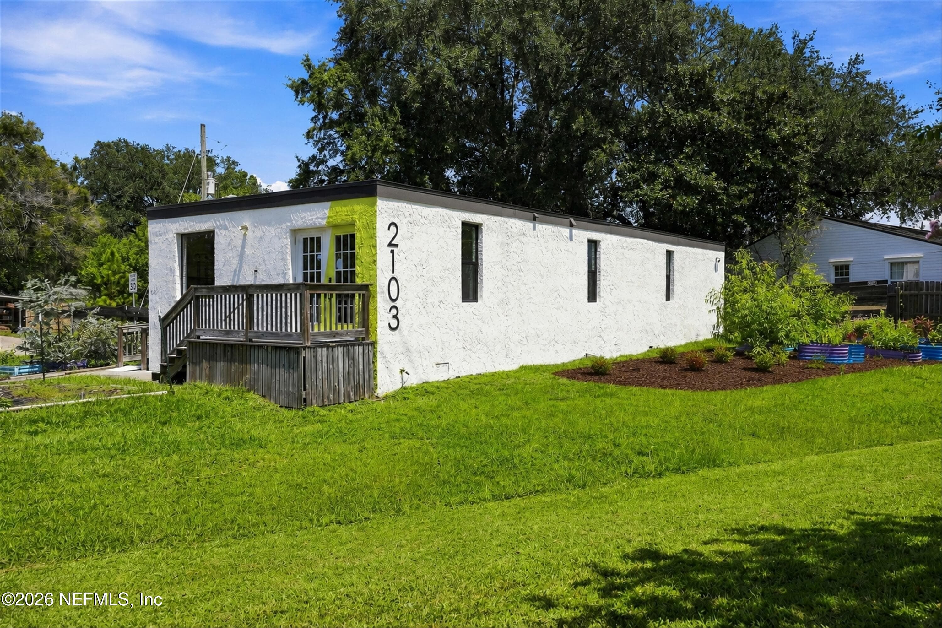2103 ATLANTIC Boulevard, Jacksonville — exterior