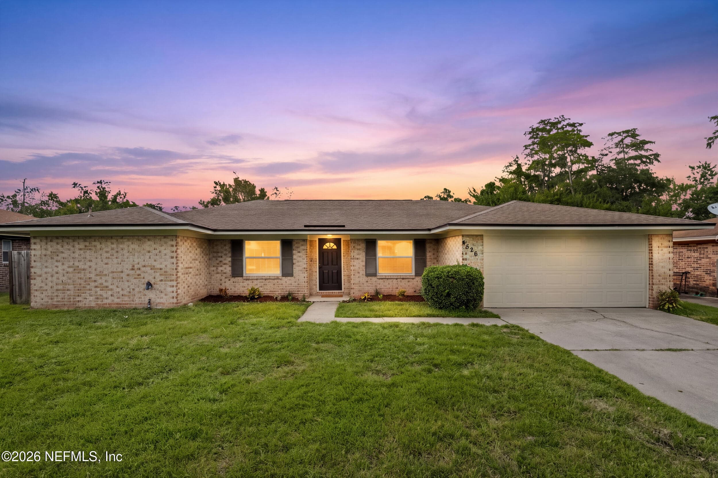4526 CLAM SHELL Drive, Jacksonville — exterior