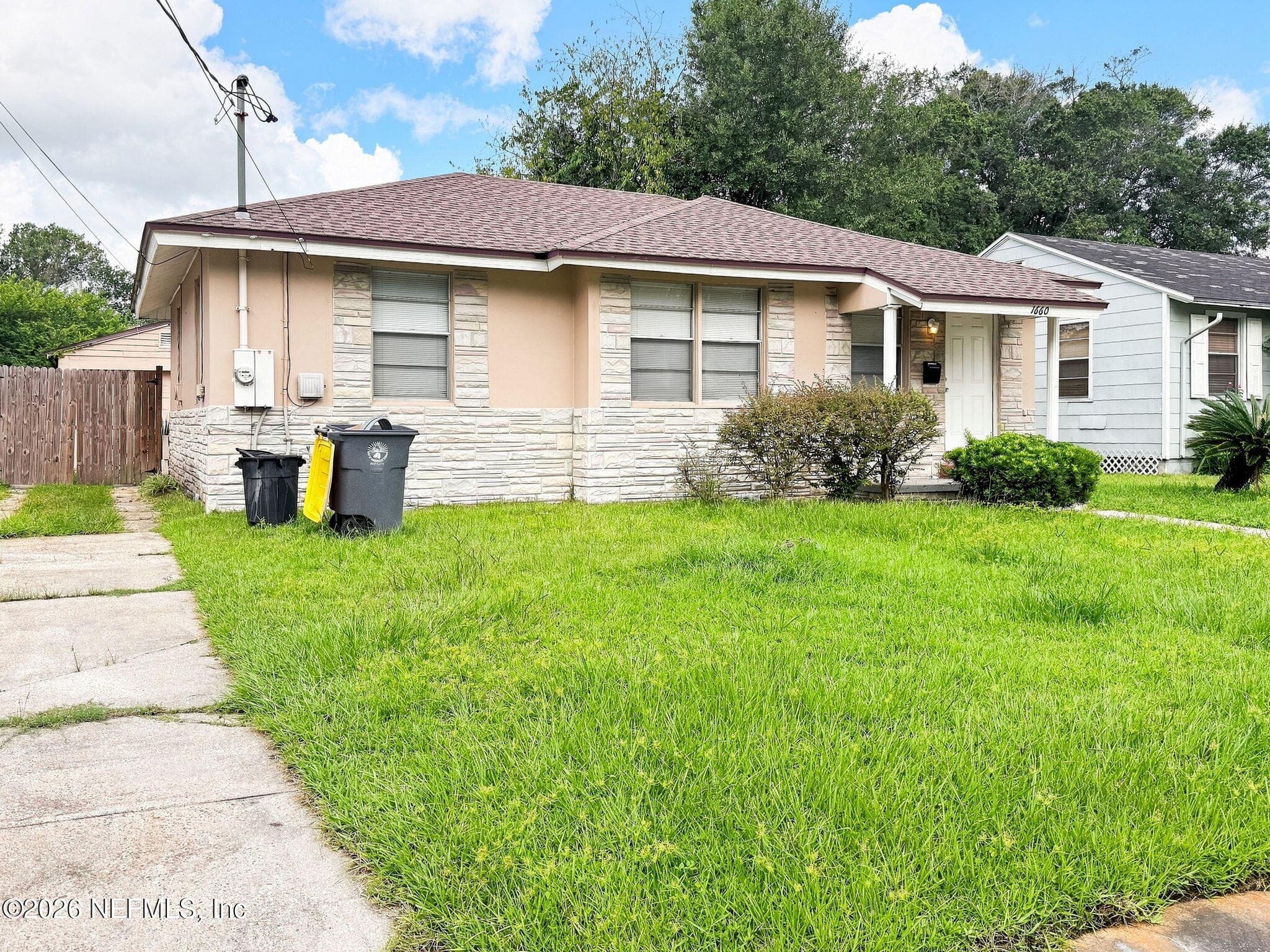 1660 UNIVERSITY Street, Jacksonville — photo 2