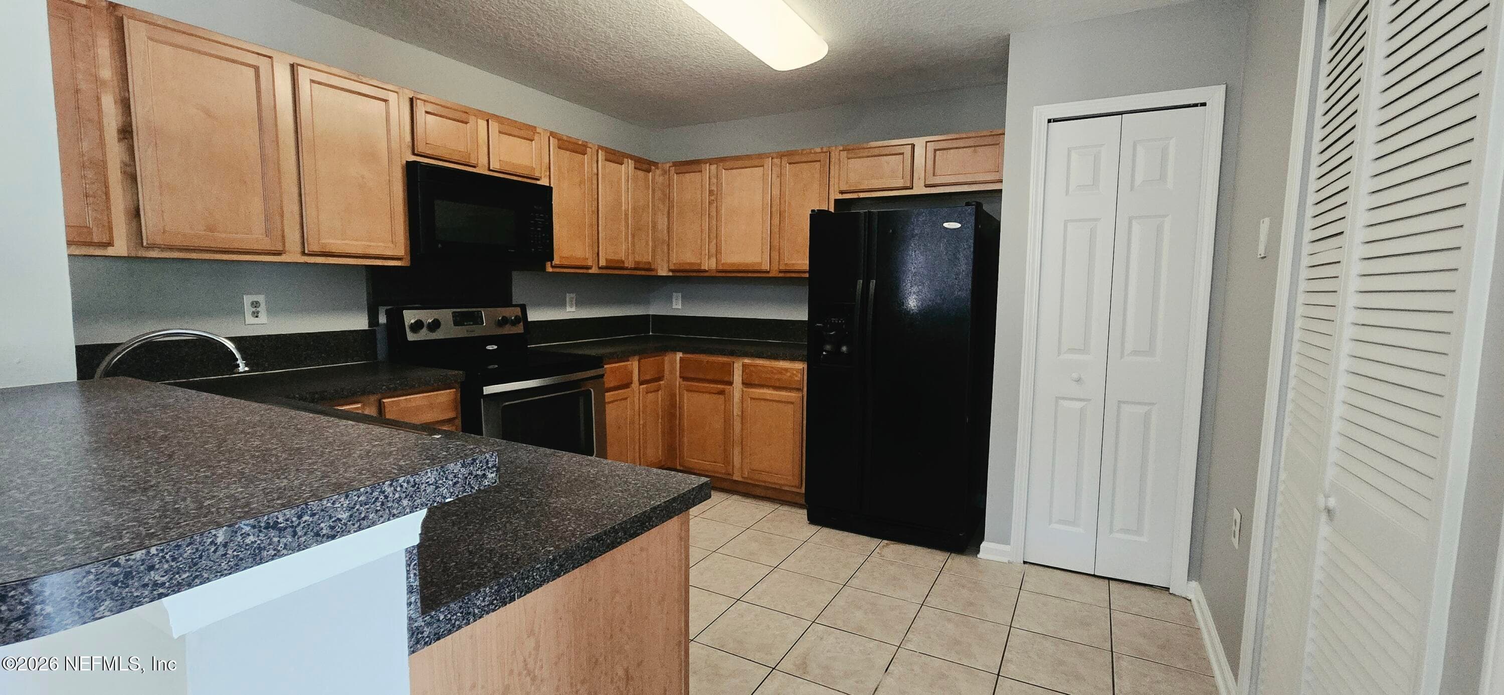 5151 PLAYPEN Drive 7-15, Jacksonville — photo 2