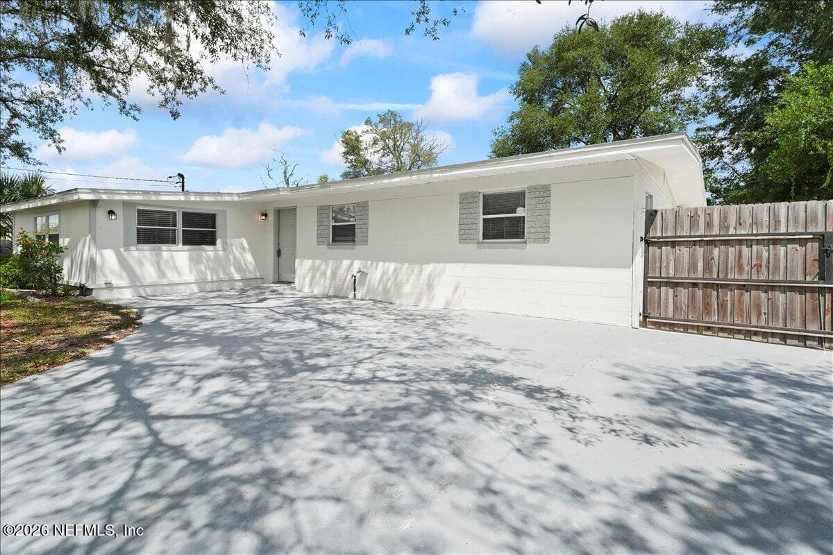 215 EDSON Drive, Orange Park — photo 3